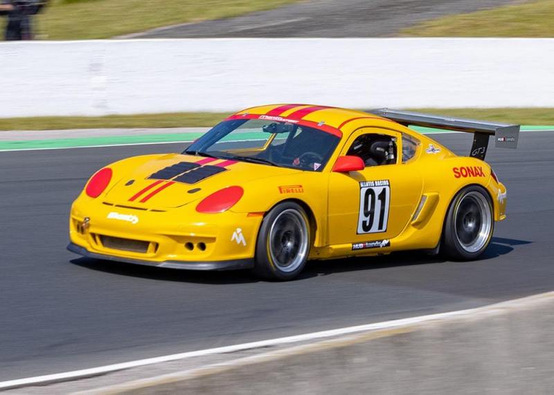 HAGENS-PORSCHE_12A9808-WEB-min